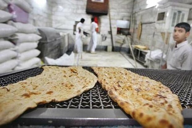 معرفی ۲۰ نانوایی کم فروش به تعزیرات اسدآباد