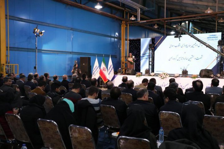 همزمان با سالگرد تولد گروه بهمن از کاربری آتش نشانی بهمن دیزل رونمایی شد
