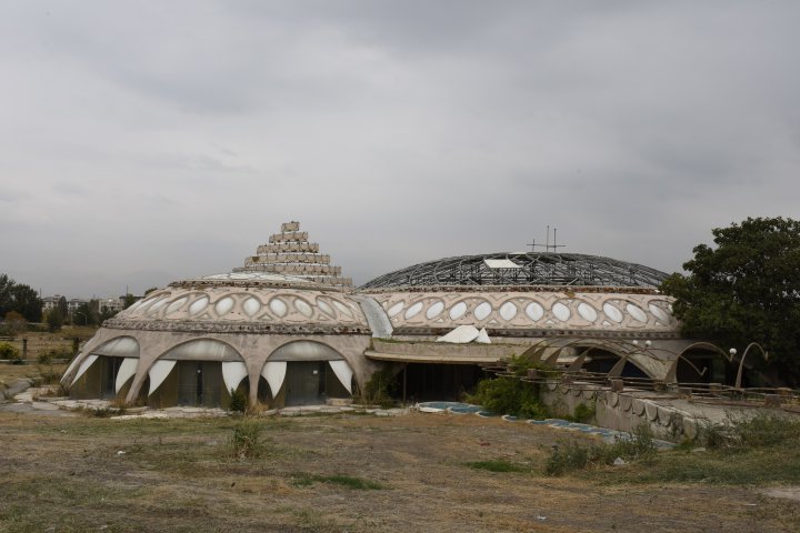 هشدار! مروارید کاخ را آب نبرد/جان دوباره محوطه کاخ مروارید را نگیریم