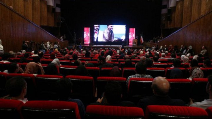 آثار حاتمی کیا مخاطبان خود را دارد/ نمایش آنلاین به معنای شکست فروش سالن‌ها نیست
