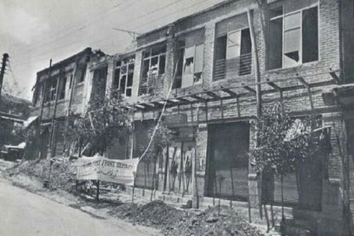 حال&zwnj; و روز نخستین ساختمان شیمیایی جهان