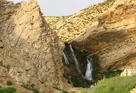 آبشار شیخ علی خان کوهرنگ + تصاویر