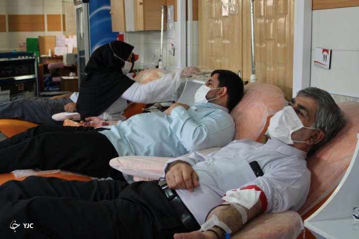 باید مروج اهدا خون در جامعه باشیم باید مروج اهدا خون در جامعه باشیم