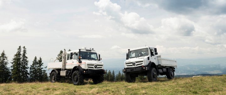 خودروی چندمنظوره یونیماگ خودروی چندمنظوره یونیماگ