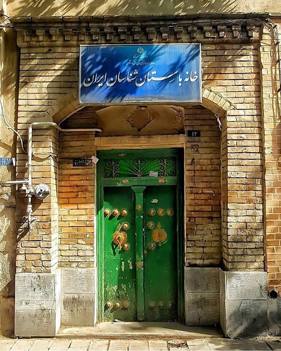 هزار قناری خاموش در گلوی خانه‌های تاریخی/خانه پدری جلال آل احمد در بلاتکلیفی