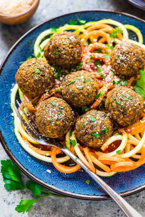 طرز تهیه کوفته عدس بدون گوشت با سس مارینارا در کمتر از ۶۰ دقیقه