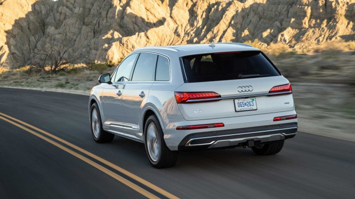 آئودی SQ7 TDI اولین خودروی جهان با سوپر چارجر برقی آئودی SQ7 TDI اولین خودروی جهان با سوپر چارجر برقی