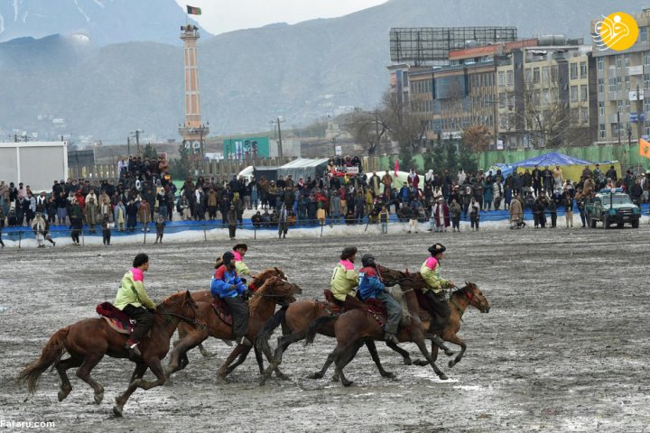(تصاویر) آغاز مسابقات لیگ بزکَشی در افغانستان