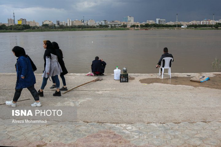 (تصاویر) جوانان، کرونا، شجاعت مرگبار