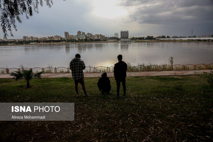 (تصاویر) جوانان، کرونا، شجاعت مرگبار