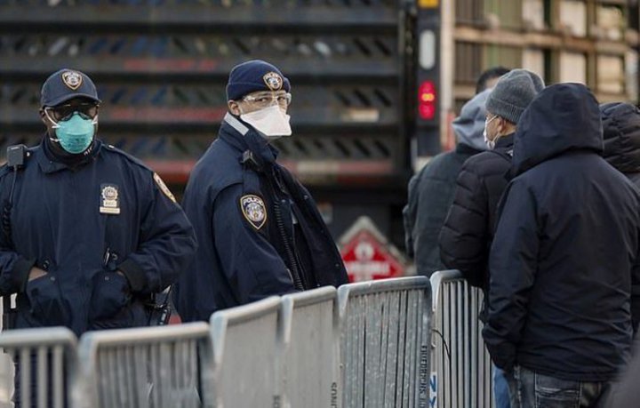 730 پلیس نیویورک به کرونا مبتلا شدند