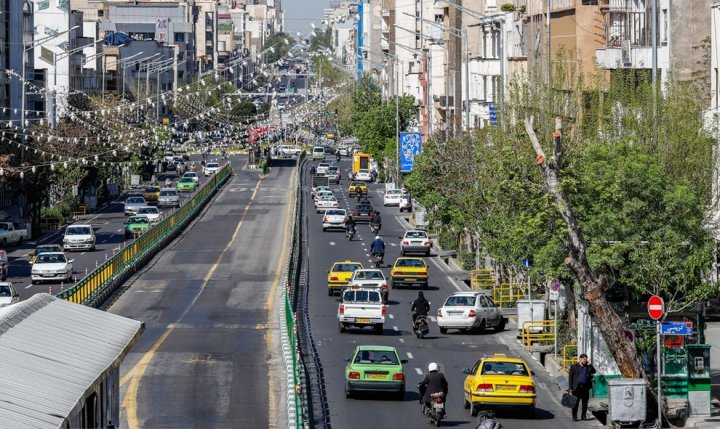 (تصاویر) خیابان‌های شلوغ تهران پس از تعطیلات نوروزی