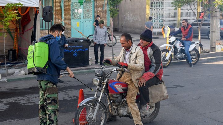 (تصاویر) برپایی موکب سلامت در قم