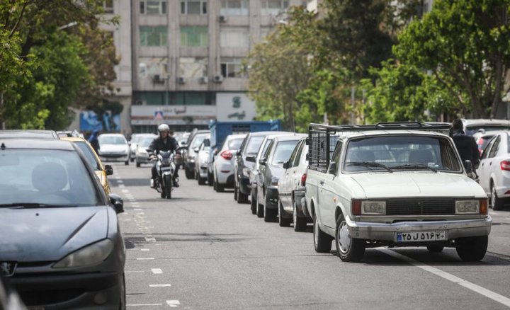 (تصاویر) معضلی بنام جای پارک