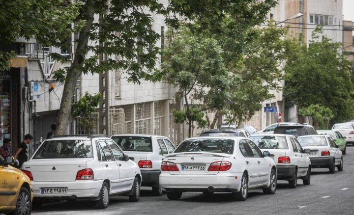 (تصاویر) معضلی بنام جای پارک