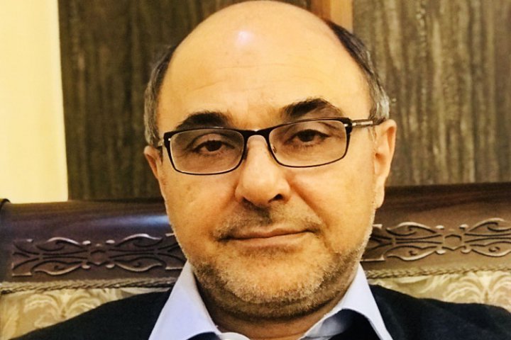 بر بند سرِ سفره، بگشای ره بالا!