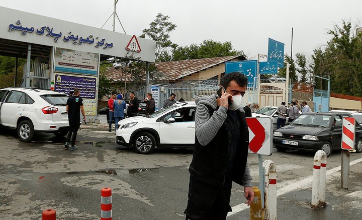 (تصاویر) ازدحام مرکز تعویض پلاک خودرو تهران