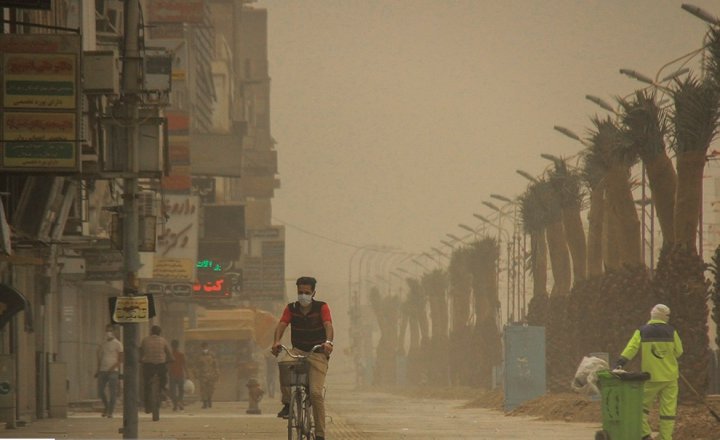 (تصاویر) گرد و غبار عراقی در اهواز