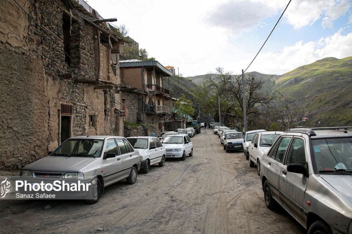 (تصاویر) تخریب یک روستای تاریخی در مشهد توسط اهالی آن