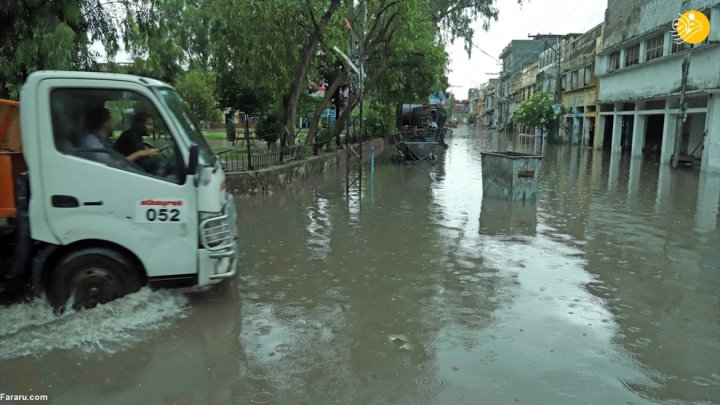 (تصاویر) بارش باران سیل آسا در راولپندی