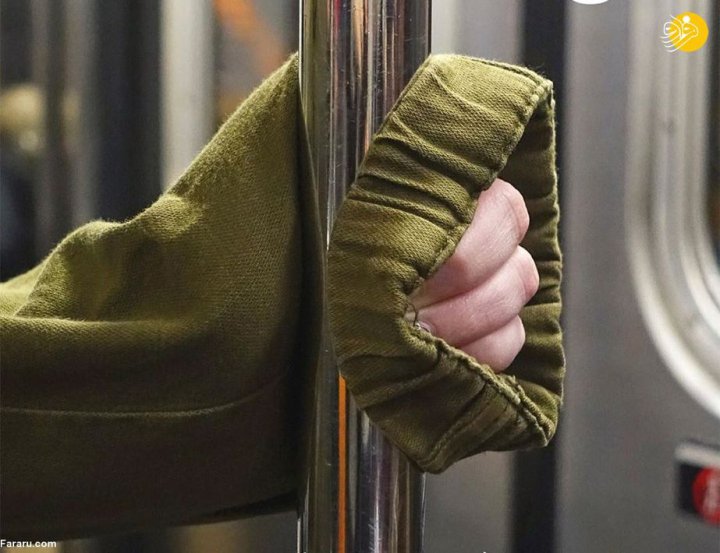 (تصاویر) دستهای مضطرب در مترو