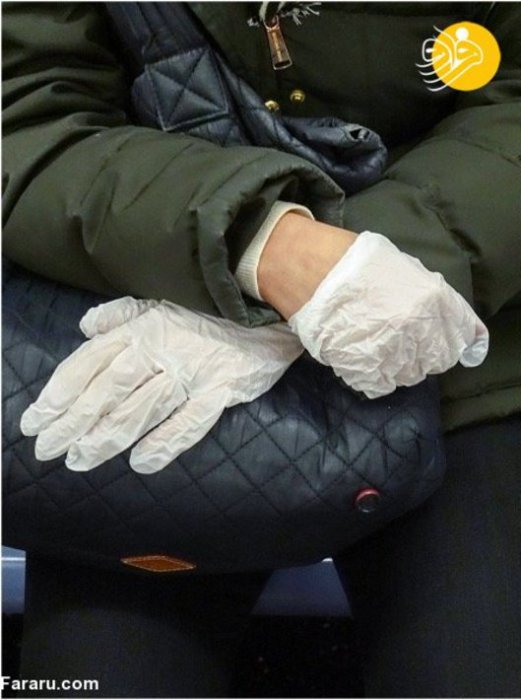 (تصاویر) دستهای مضطرب در مترو