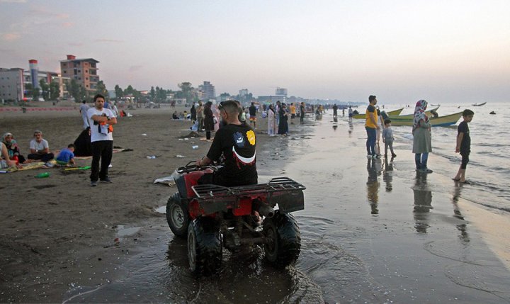 (تصاویر) وضعیت قرمز در سواحل مازندران