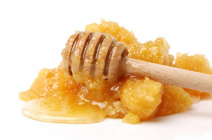چگونه می‌توان عسل طبیعی را تشخیص داد؟