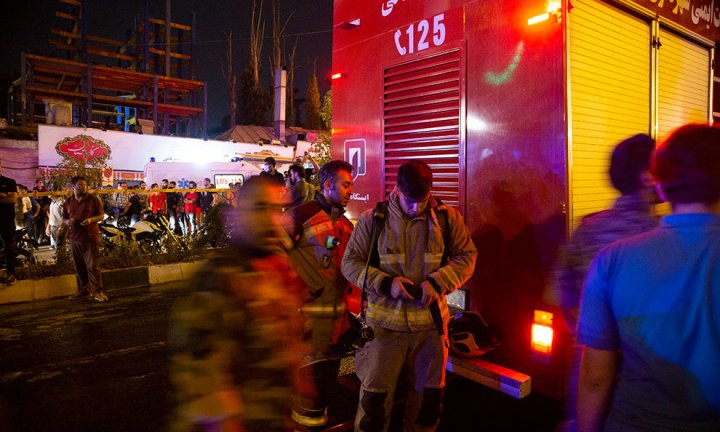 (تصاویر) آتش سوزی و انفجار در مرکز پزشکی سینا در تجریش