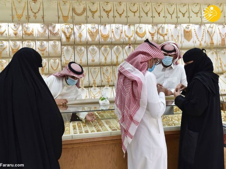(تصاویر) هجوم زنان عربستانی برای خرید طلا