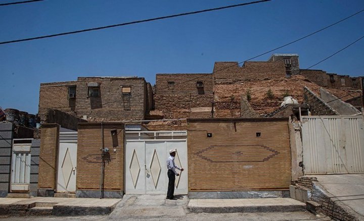 (تصاویر) بی آبی در خیابان کارون اهواز