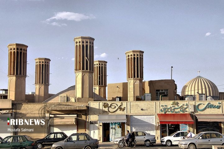 (تصاویر) زنانه‌ترین آرامگاه ایران