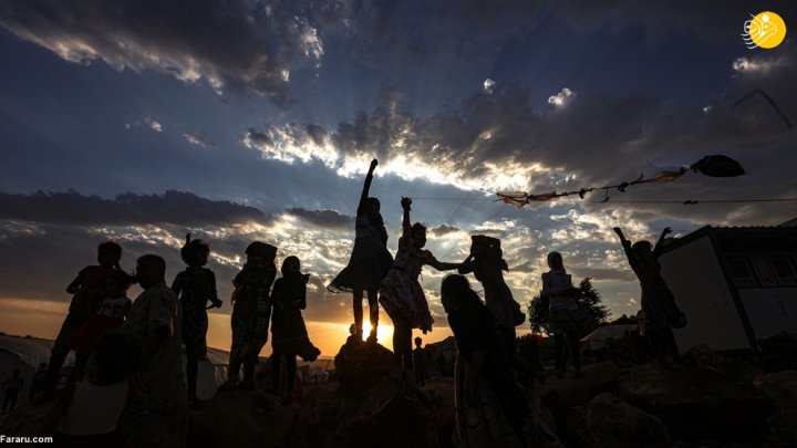 (تصاویر) بادبادک‌بازی کودکان سوری در سایه آتش بس