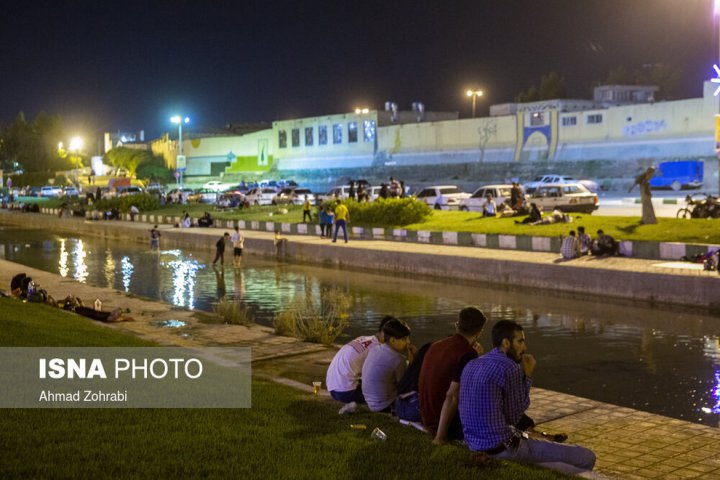 (تصاویر) گرمای ۵۰ درجه هوا در قم