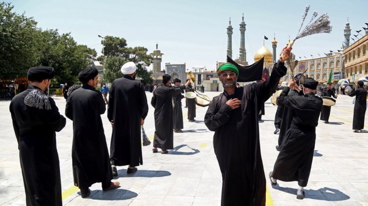 (تصاویر) عزاداری شهادت امام محمد باقر(ع) در قم