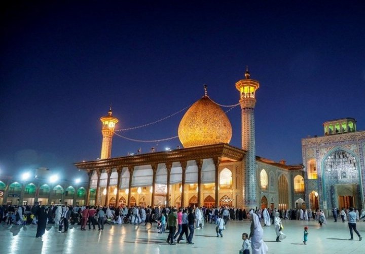 احتمال تعطیلی اماکن مذهبی شیراز در شب‌های محرم