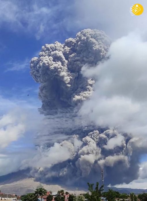 (تصاویر) فوران آتشفشان سینابونگ در اندونزی