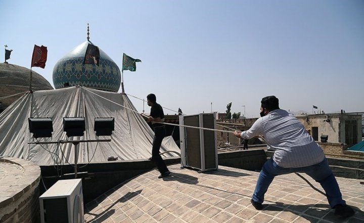 (تصاویر) برپایی خیمه عزا در امامزاده موسی مبرقع قم