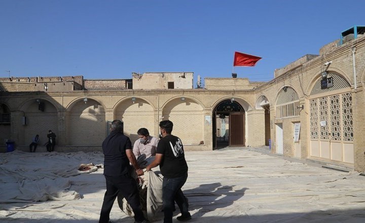 (تصاویر) برپایی خیمه عزا در امامزاده موسی مبرقع قم