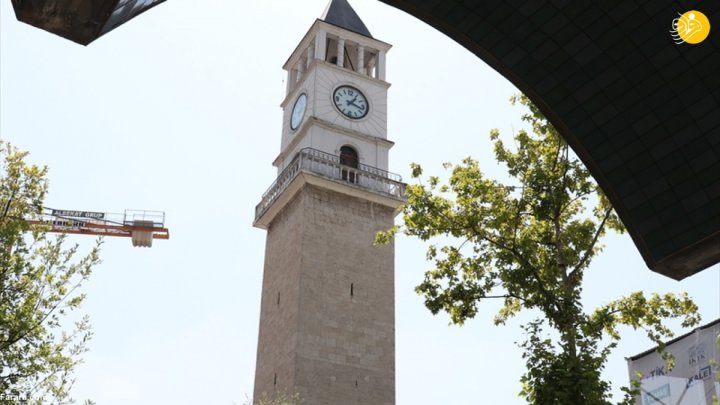 (تصاویر) برج ساعت ۲۰۰ ساله؛ نماد شهر تیرانا