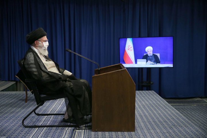 (تصاویر) رهبر انقلاب در نشست تصویری با هیئت وزیران
