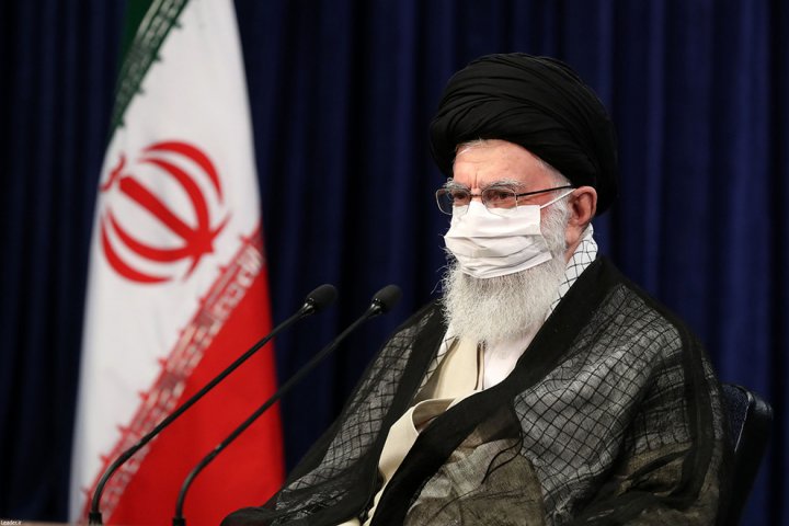 (تصاویر) رهبر انقلاب در نشست تصویری با هیئت وزیران