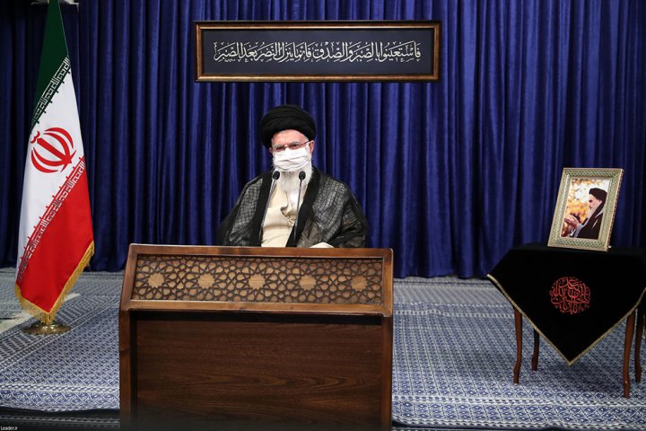 (تصاویر) رهبر انقلاب در نشست تصویری با هیئت وزیران