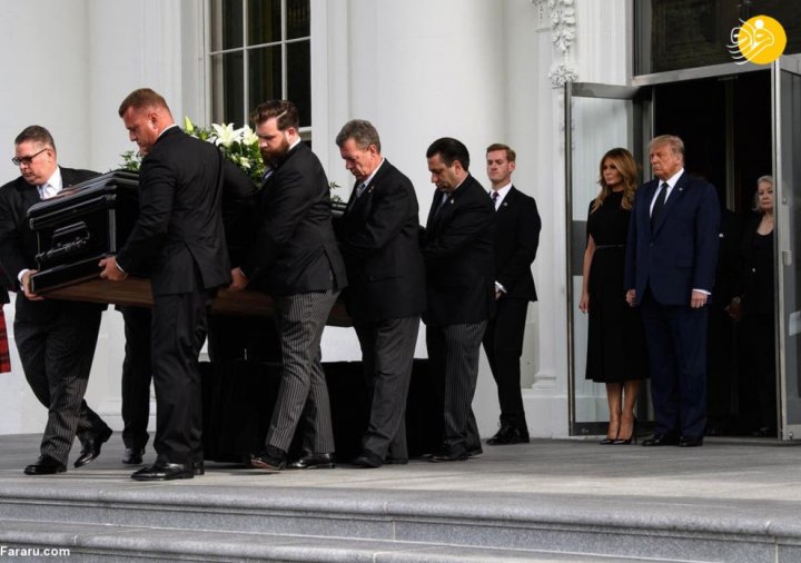 (تصاویر) ترامپ با خانواده در مراسم تشییع جنازه برادرش رابرت