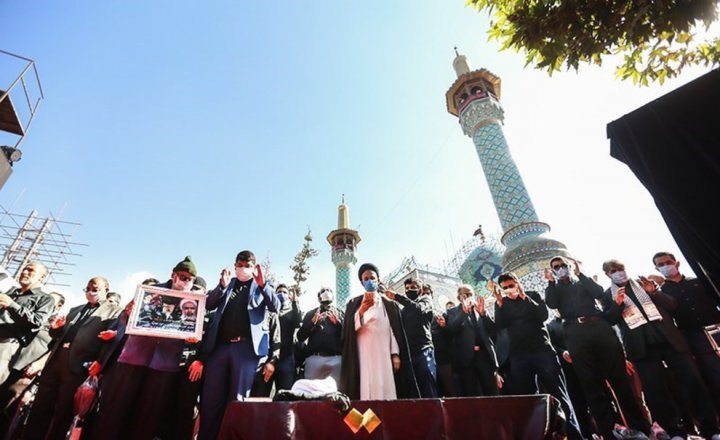 (تصاویر) مراسم تشییع روح الله حسینیان