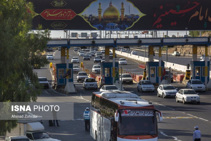 (تصاویر) ورودی اتوبان تهران قم در شروع تعطیلات