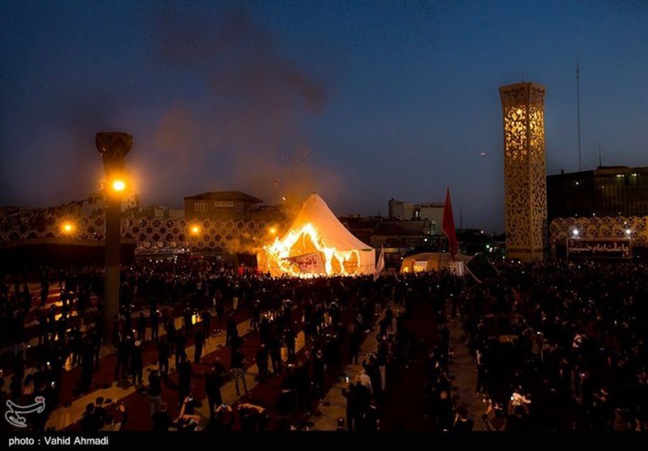 (تصاویر) مراسم خیمه سوزان در میدان امام حسین