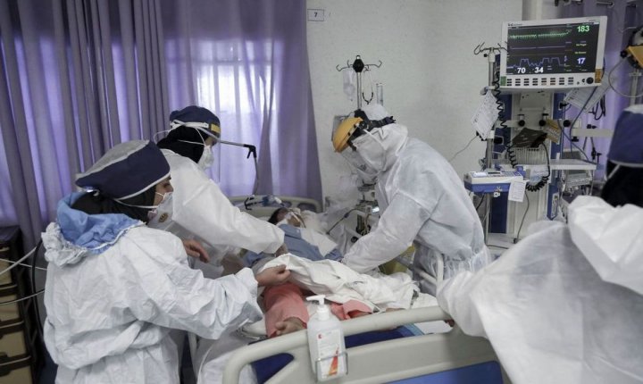 (تصاویر) کودکان کرونایی در بیمارستان اکبر مشهد