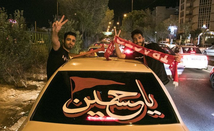 (تصاویر) شادی تبریزی‌ها پس از قهرمانی تراکتورسازی