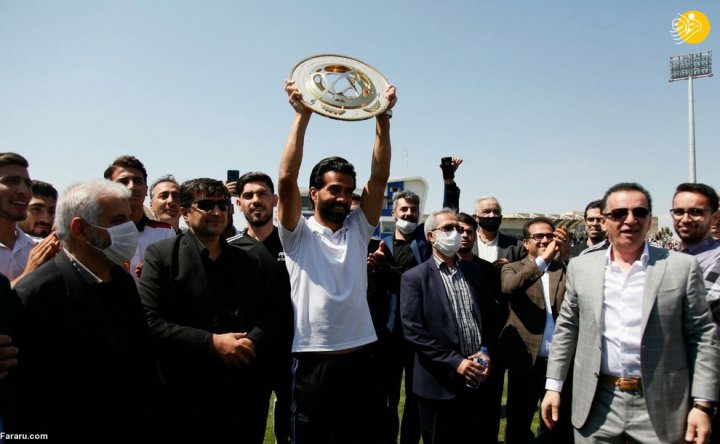 (تصاویر) جشن پرشور قهرمانی تراکتور در تبریز